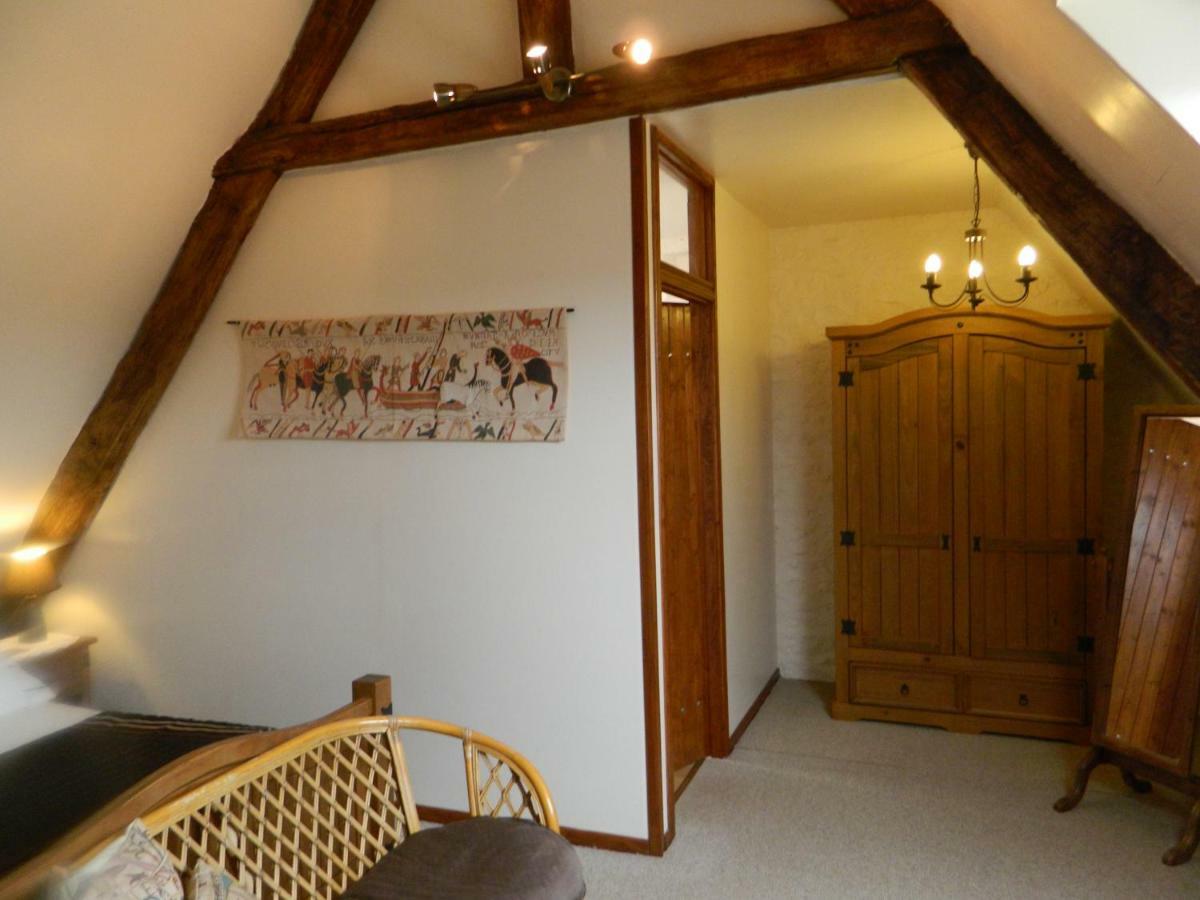 B&B La Seliniere Champ-du-Boult ภายนอก รูปภาพ