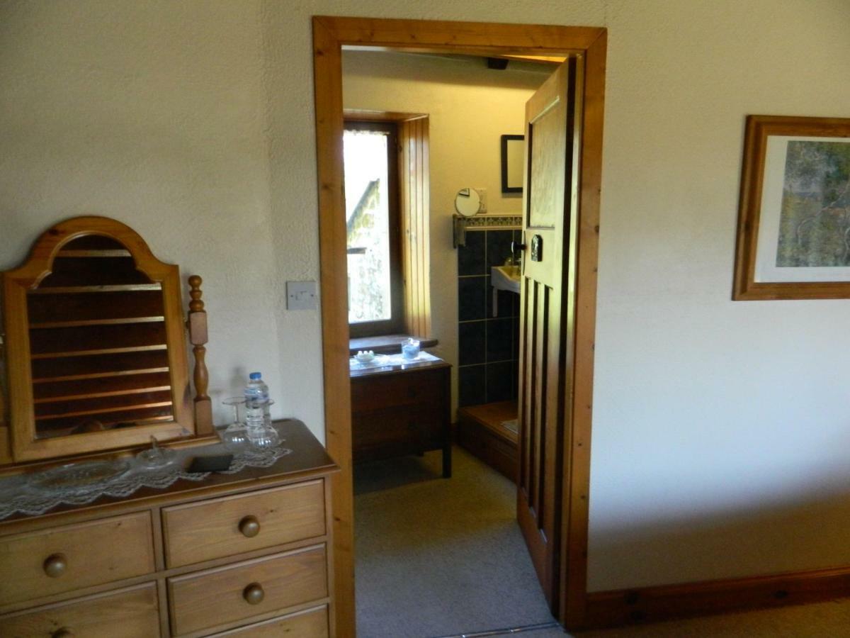 B&B La Seliniere Champ-du-Boult ภายนอก รูปภาพ
