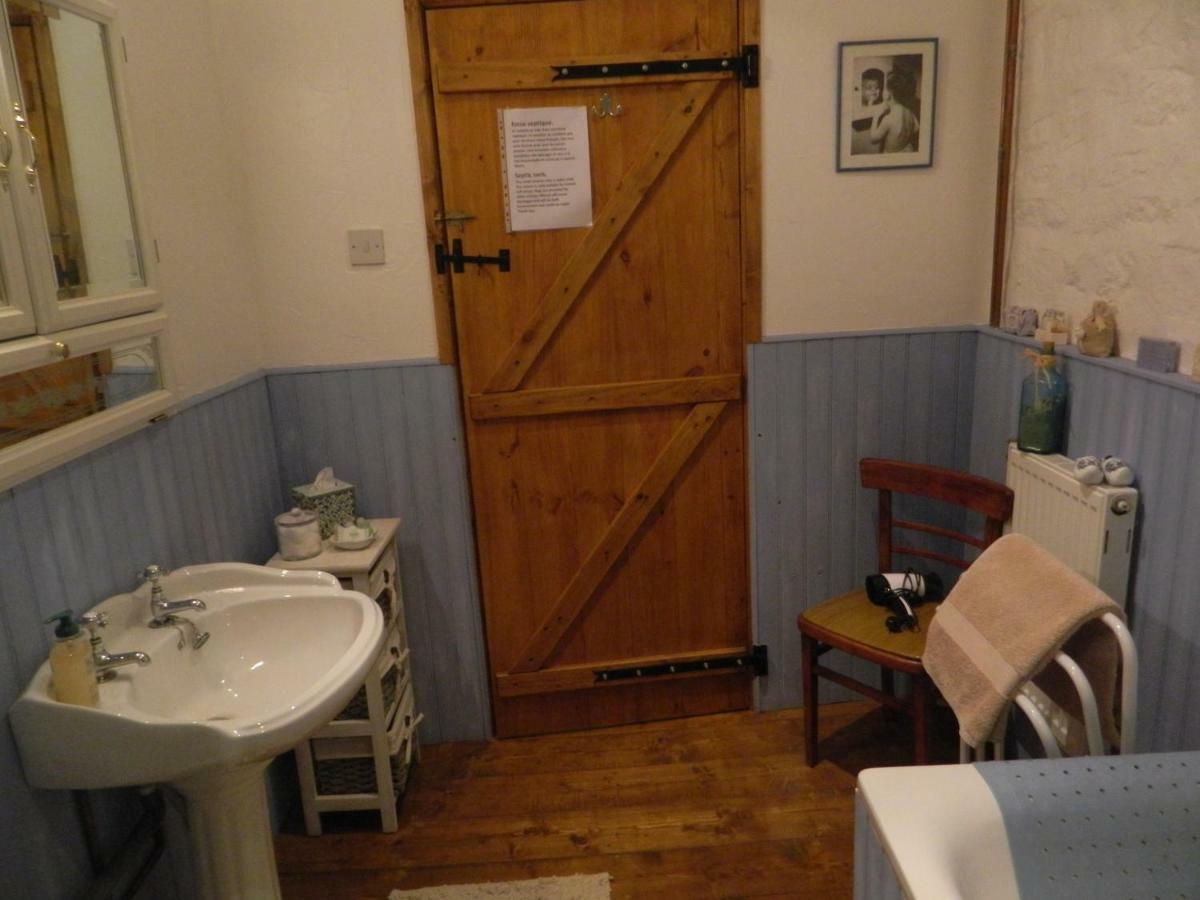 B&B La Seliniere Champ-du-Boult ภายนอก รูปภาพ